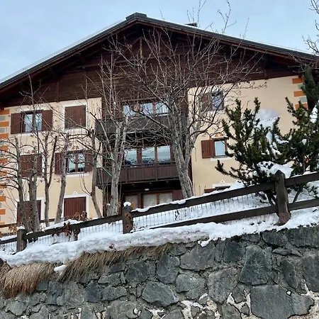 Genepi Apartment *
