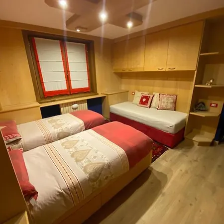 Genepi Apartment